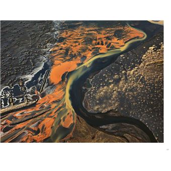 Edward Burtynsky-Eaux troublées