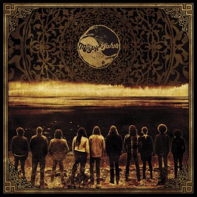 Magpie salute
