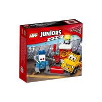 LEGO 10732 -CARS 3 GUIDO EN LUIGI PITSTOP