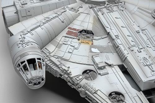 Revell Kit Modélisme Coffret Cadeau Millennium Falcon Star Wars - 52 Pièces Échelle 1:72 - Dès 10 Ans Modèle Réduit Millennium Falcon