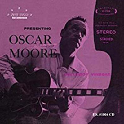 Presenting oscar moore with le