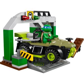 LEGO Les Tortues Ninja, L'invasion du repaire des tortues, 888 pces