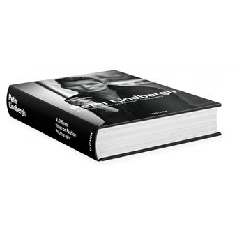 Peter Lindbergh. A Different Vision on Fashion Photography Fo