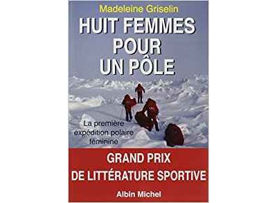 Huit femmes pour un pole