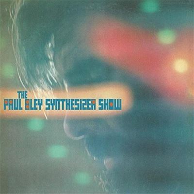 Synthesizer show