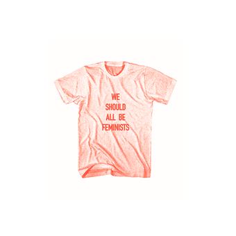 100 objets racontent une histoire des femmes