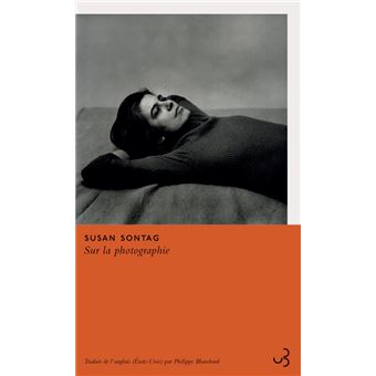 Sur la photographie