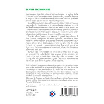 La ville stationnaire