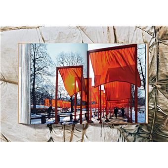 Christo and Jeanne-Claude. Updated Edition