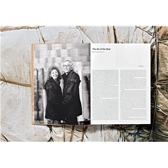 Christo and Jeanne-Claude. Updated Edition