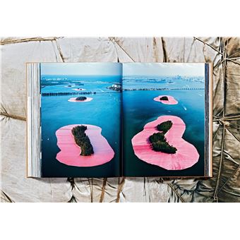 Christo and Jeanne-Claude. Updated Edition