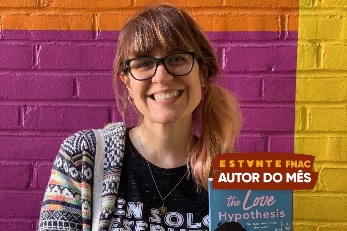 Ali Hazelwood: biografia da neurocientista que se tornou um fenómeno da ficção romântica