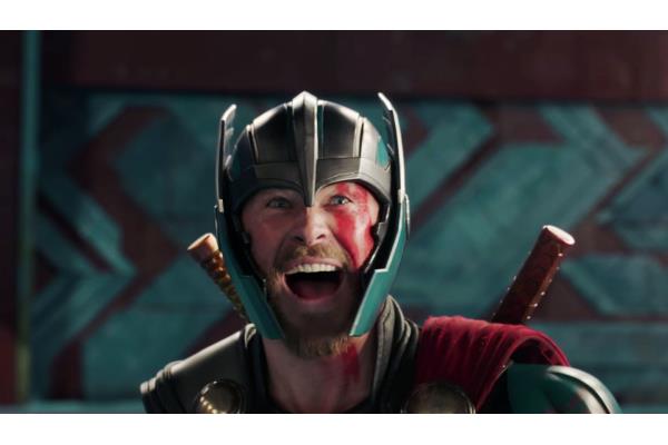 Chris Hemsworth revela que recebe críticas do último filme de Thor