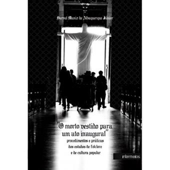 O Morto Vestido para Um Ato Inaugural - 1
