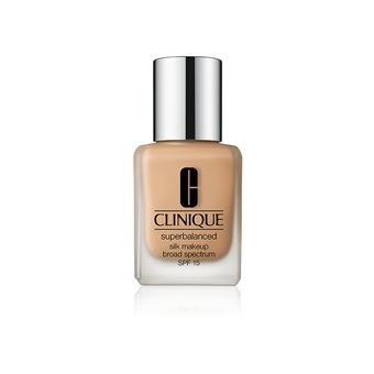 Base Clinique Superbalanced Silk Broad Spectrum SPF 15 - 1