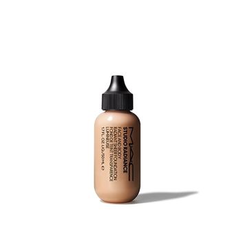 Base MAC FACE AND BODY RADIANT SHEER FOUNDATION - 1