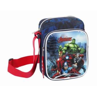 Mala Pequena Avengers Assemble