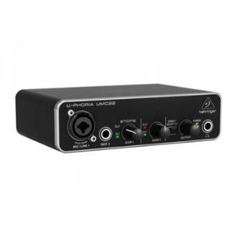 Equipamento Musicais Adicionais Behringer UMC22 | Preto - 1