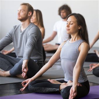 Tapete de Yoga Antiderrapante PrimeMatik  183 x 61 x 0.8 cm - Violeta -  Yoga e Pilates - Compra na
