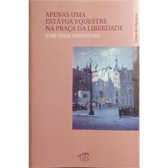 Apenas uma estátua equestre na praça da liberdade. - 1