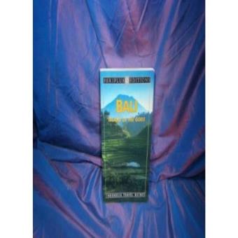 BALI: Island of the Gods (Periplus travel guides) - 1