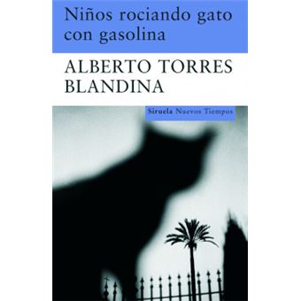 Niños Rociando Gato Con Gasolina - 1