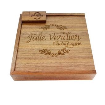 Caixa de Madeira para Fotografia com Pen Drive F+ | Gravação Logótipo Personalizável - 1