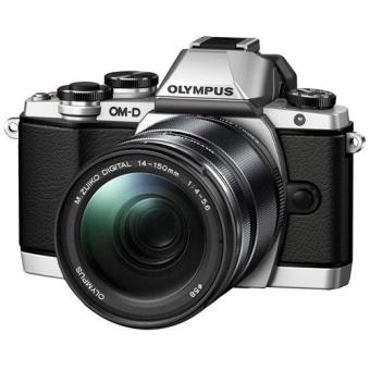 Olympus OM-D E-M10 + M.Zuiko Digital ED 14-150mm f/4.0-5.6 II (Prata)