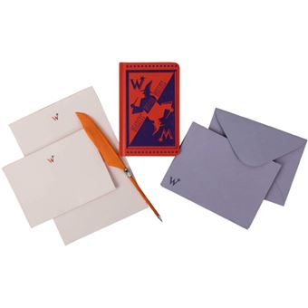 Caderno Pautado, Papel de Carta, Envelopes e Esferográfica 