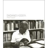 Daciano Dacosta: Professor