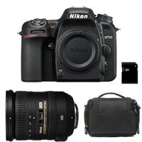 Nikon D7500 + AF-S DX NIKKOR 18-200mm f/3.5-5.6G ED VR II + Estojo + Cartão SD