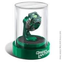 GREEN LANTERN-RING & DISPLAY