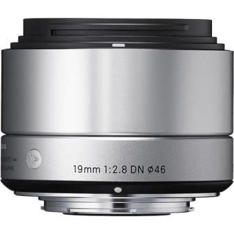 Sigma Objetiva 19mm f/2.8 DN Art Prateada (Micro 4/3)