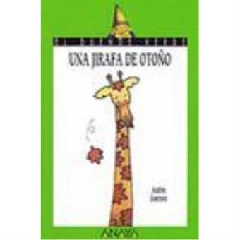 Una jirafa de otoño-duende verde