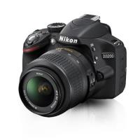 Máquina Fotográfica Reflex (DSLR) Nikon D3200 + AF-S DX 18-55mm f/3.5-5.6G