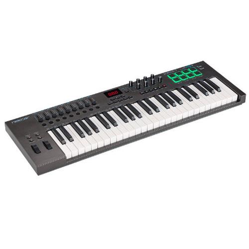 Controlador USB Midi Impact LX49+ 49KEY