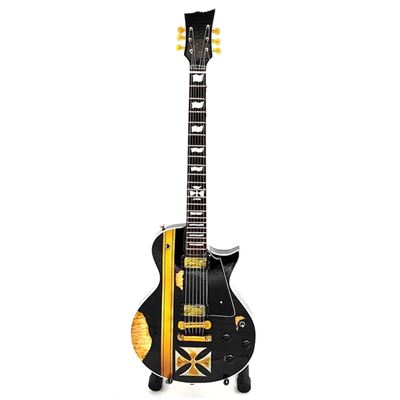 Guitare miniature Explorer carl de James Hetfield de Metallica