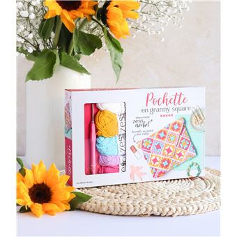 Coffret Pochette en granny square