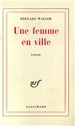 Une femme en ville