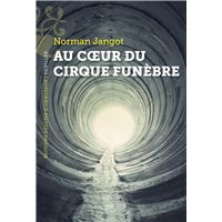 Au coeur du cirque funèbre