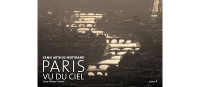 洋書 PARIS VU DU CIEL Yann Arthus-Bertrand 81AxBEH2rgL.jpg