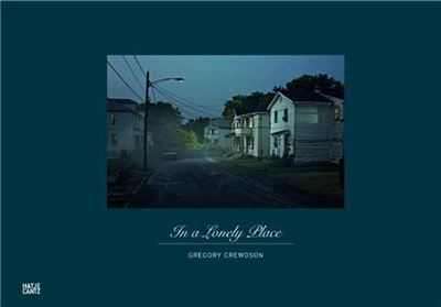 Gregory-Crewdson-In-a-Lonely-