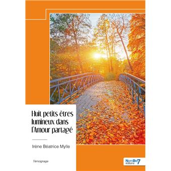 Huit petits êtres lumineux dans l'Amour partagé