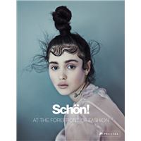 SchOn! At the Forefront of Fashion /anglais