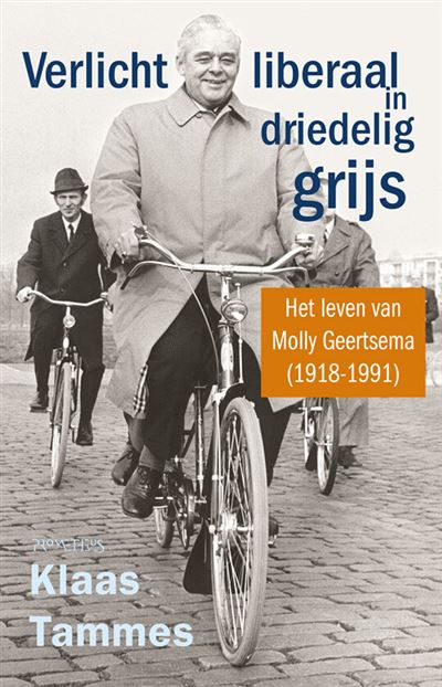 Verlicht liberaal in driedelig grijs