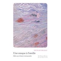 Une conque à l'oreille