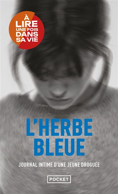 Herbe bleue photo stock. Image du paisible, normal, micro - 785612