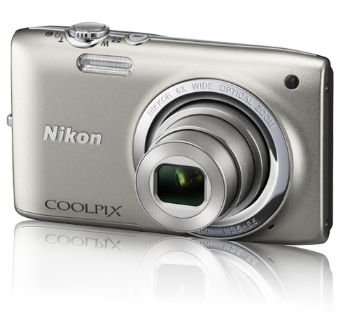 Nikon COOLPIX S2700 シルバー Nikon Coolpix S2700 Prata - Câmara Digital Compacta - Compra na