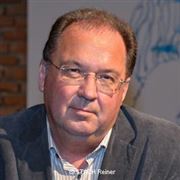 Reiner Stach