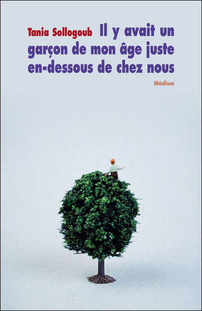 Il y avait un garçon de mon âge juste en-dessous de chez nous